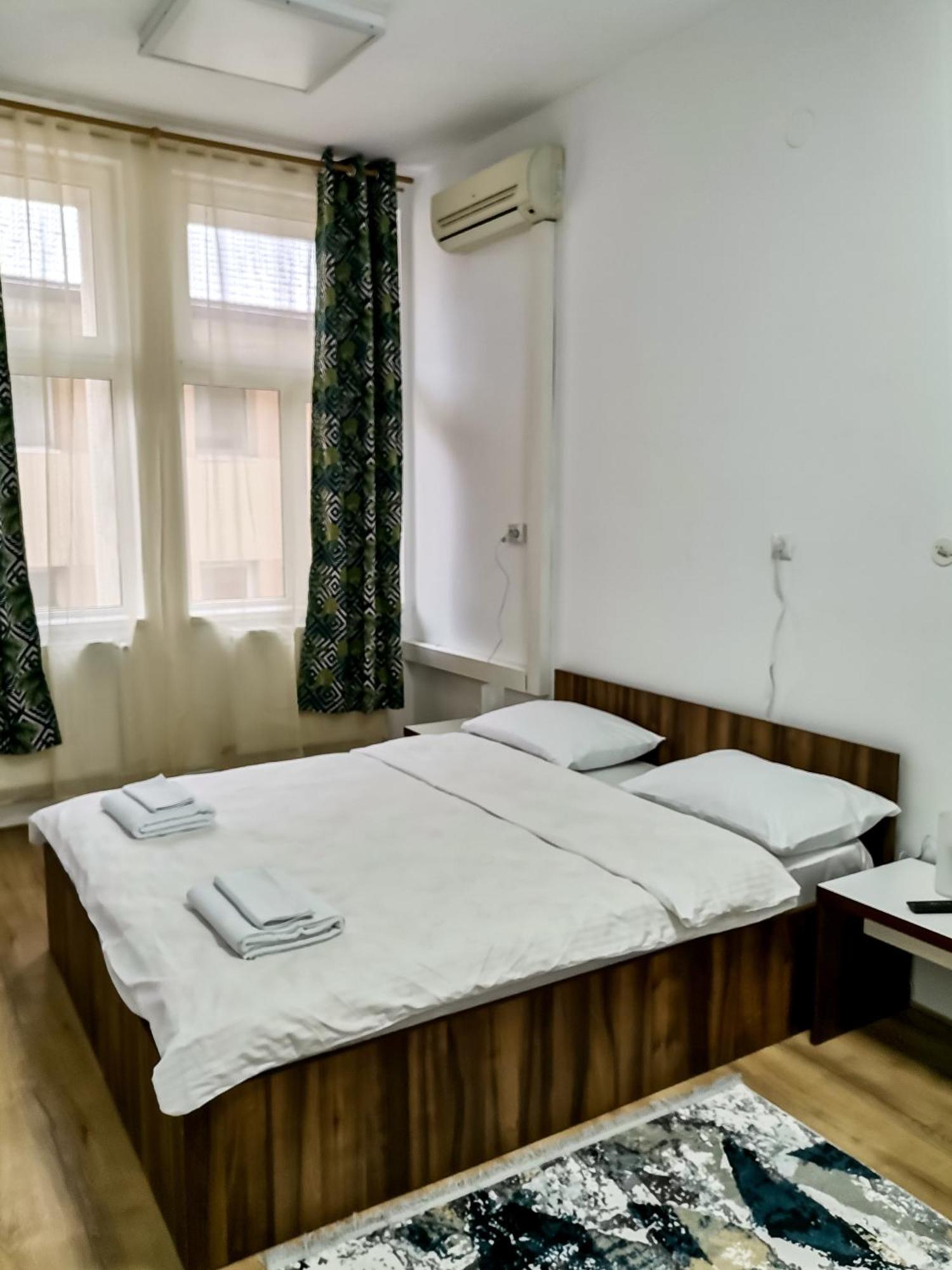 Central Kronstadt Apartments Braszów Zewnętrze zdjęcie